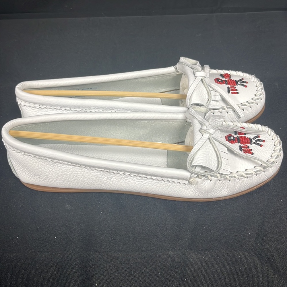 Minnetonka White Beaded Thunderbird Moccasins - Picture 2 of 9
